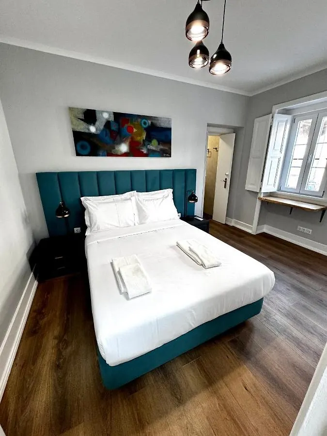 Relax And Explore Lisbon Suites And Rooms 0*,  Portugal