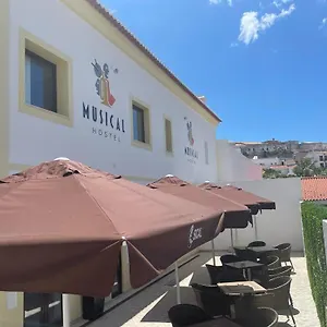 Musical Hostel Albufeira