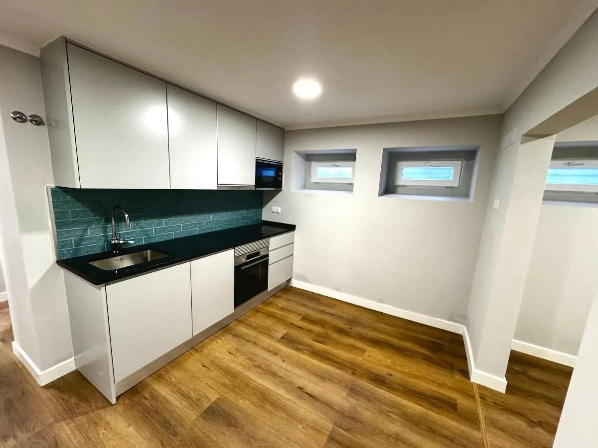 Relax And Explore Lisbon Suites And Rooms