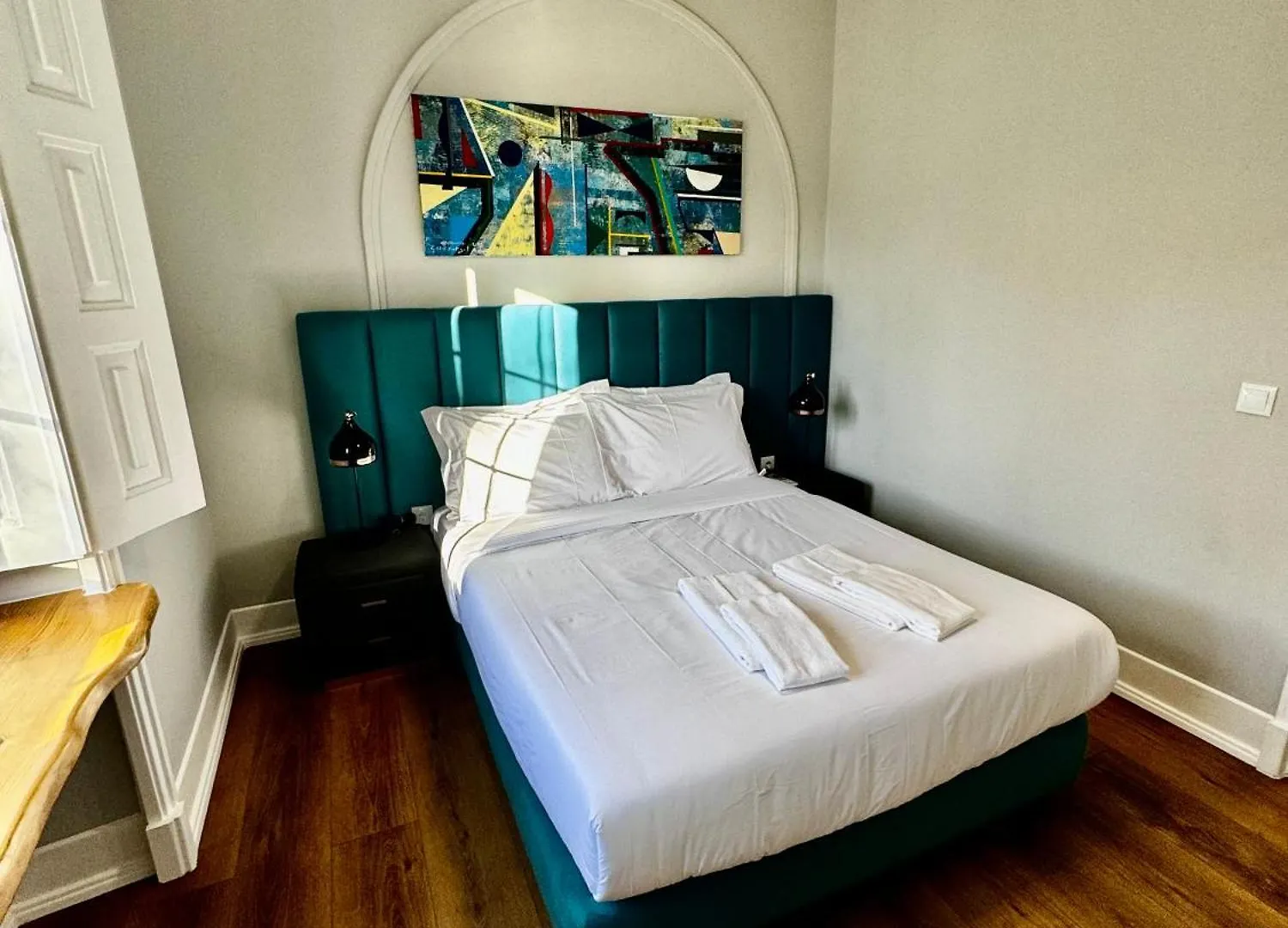 Relax And Explore Lisbon Suites And Rooms Frühstückspension